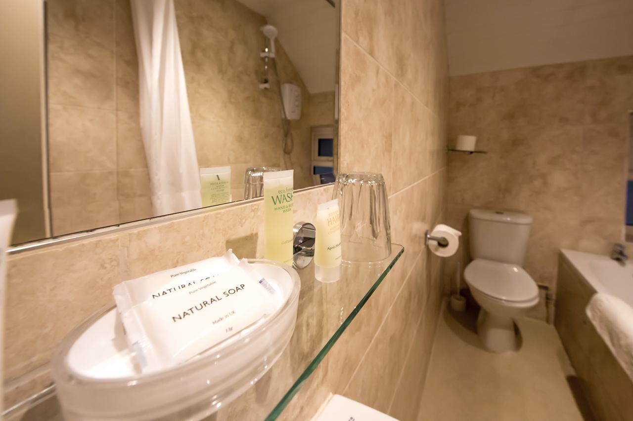 Alhambra Court Hotel ยอร์ค ภายนอก รูปภาพ
