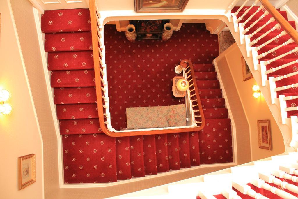 Alhambra Court Hotel ยอร์ค ภายนอก รูปภาพ